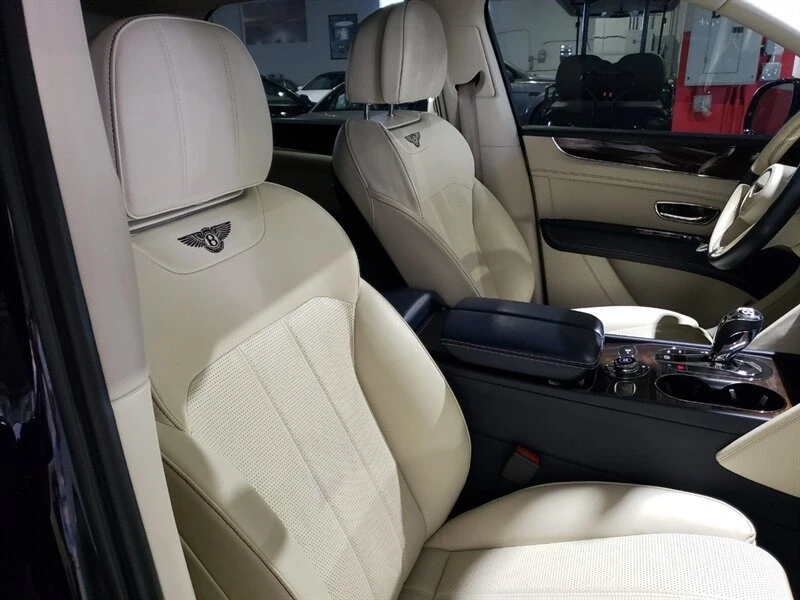 2020 Bentley Bentayga - Image 5 of 17