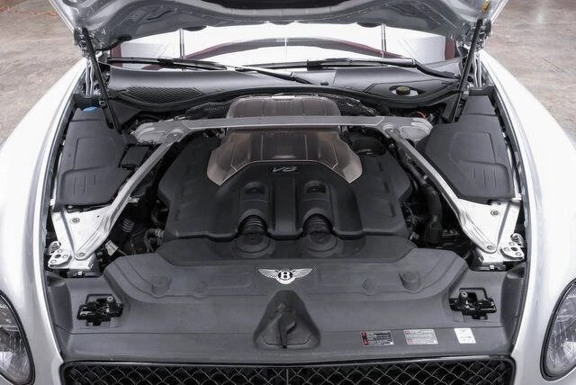 2020 Bentley Bentayga - Image 18 of 19