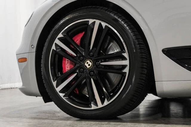 2020 Bentley Bentayga - Image 16 of 19