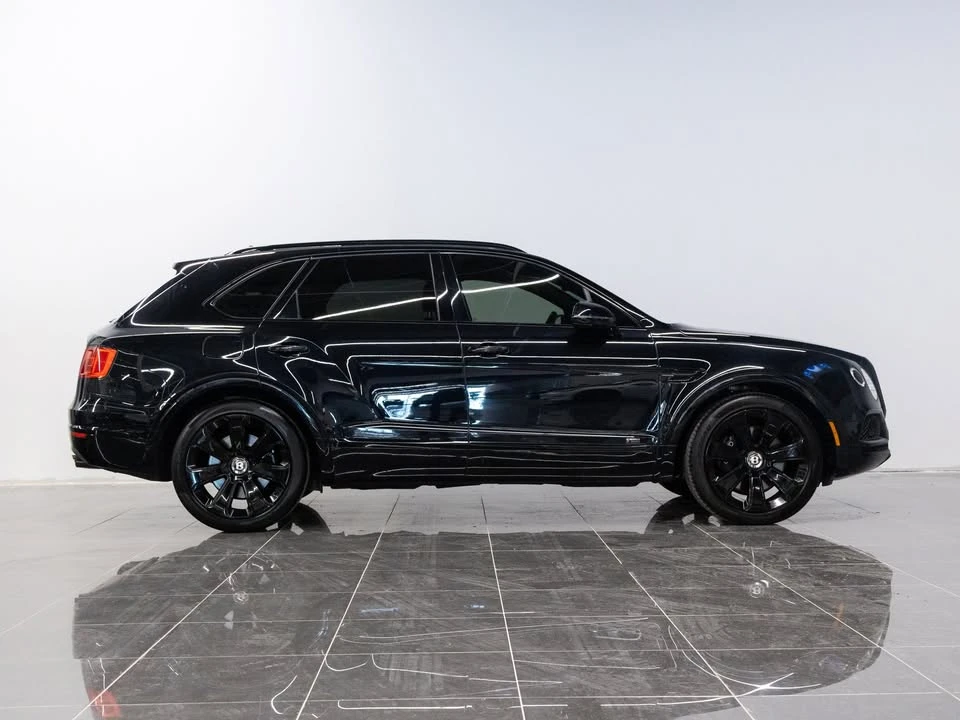 2020 Bentley Bentayga - Image 2 of 17