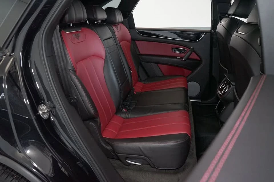 2020 Bentley Bentayga - Image 19 of 20