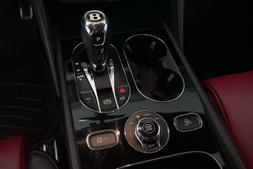 2020 Bentley Bentayga - Image 16 of 20