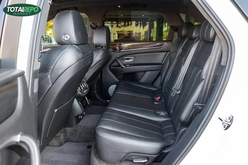 2020 Bentley Bentayga - Image 3 of 10
