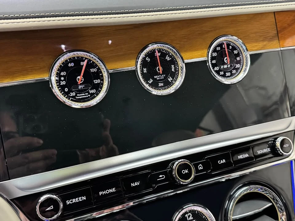 2020 Bentley Continental GTC - Image 17 of 17