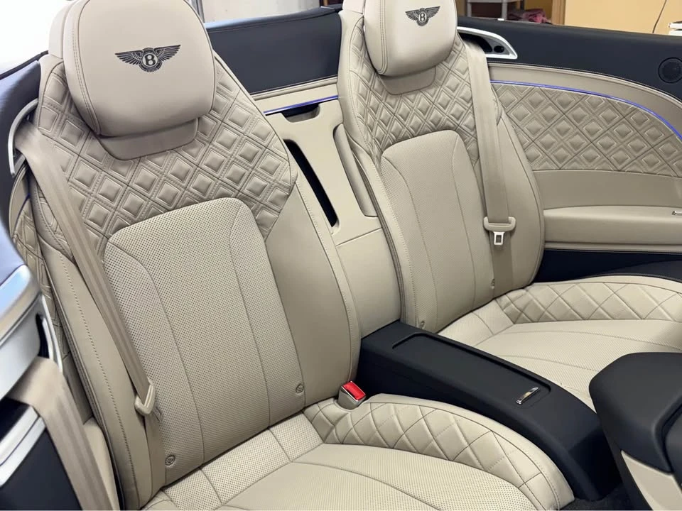 2020 Bentley Continental GTC - Image 16 of 17