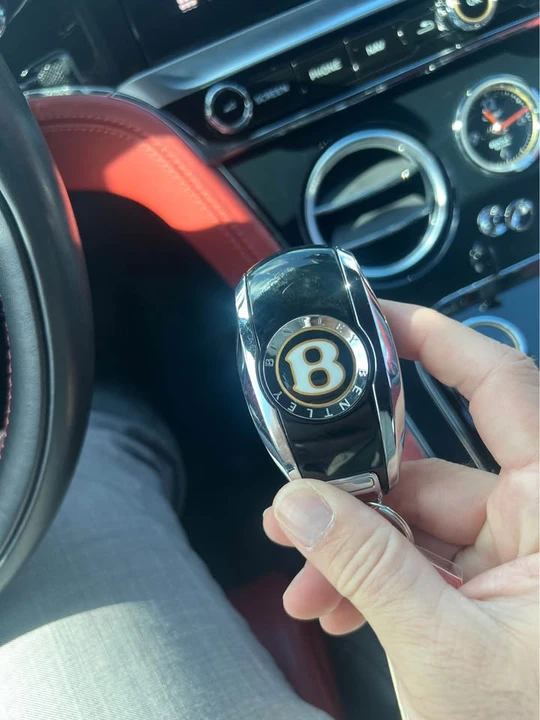 2020 Bentley Continental GTC - Image 10 of 19