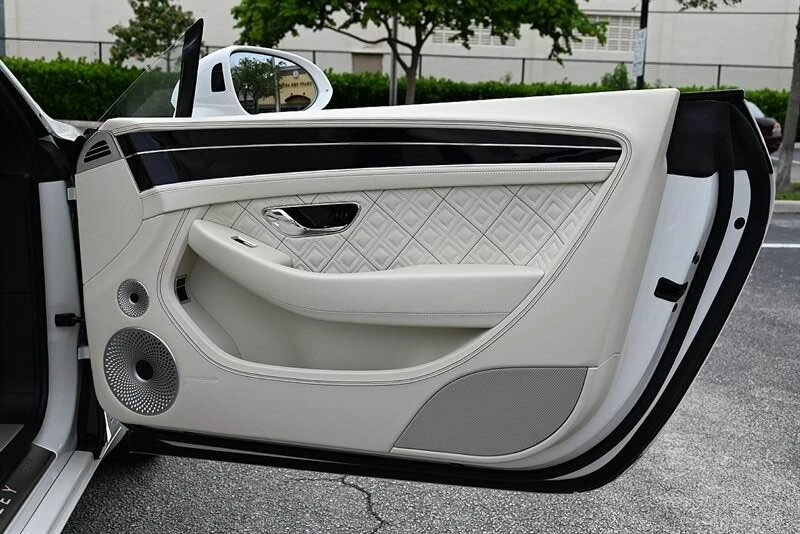 2020 Bentley Continental GTC - Image 6 of 16