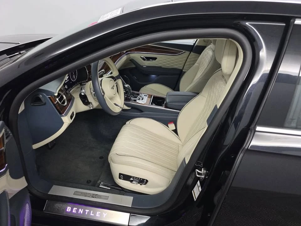 2020 Bentley Continental Flying Spur - Image 2 of 17