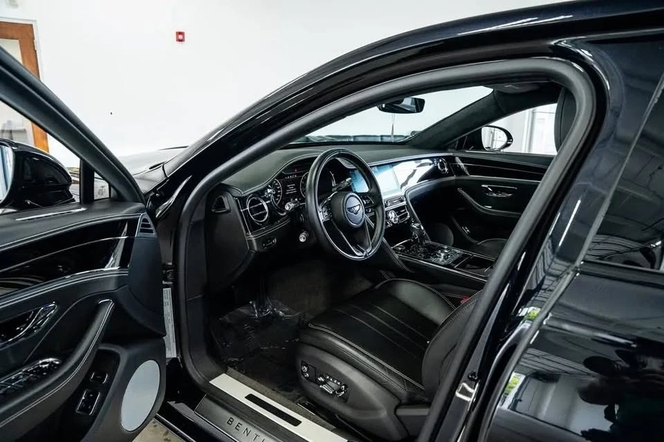 2020 Bentley Continental - Image 9 of 16