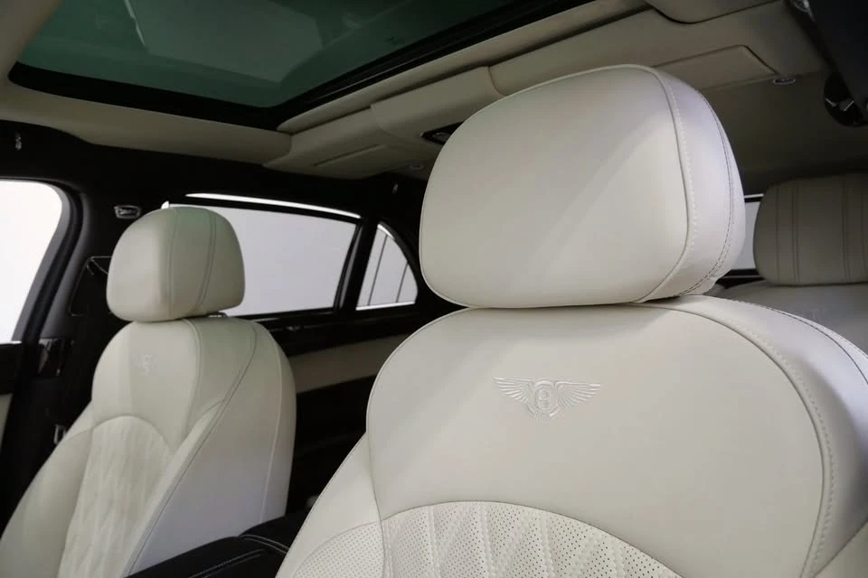 2020 Bentley Mulsanne 2nd Gen - Image 15 of 16