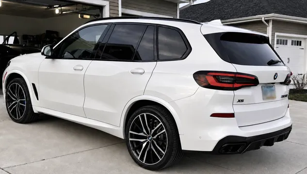 2020 BMW X5 M50i