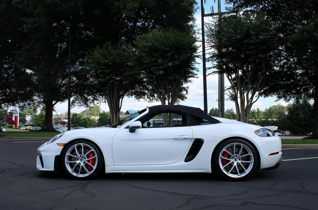 2020 Porsche 718 Boxster Spyder - Image 5 of 16