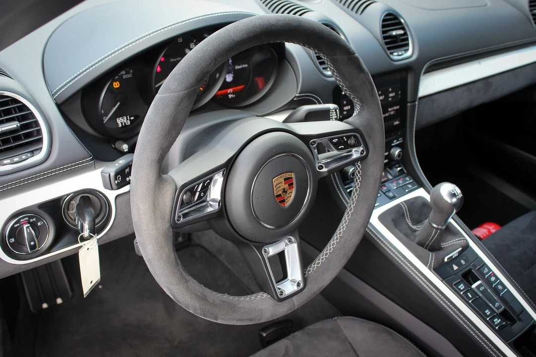 2020 Porsche 718 Boxster Spyder - Image 12 of 16