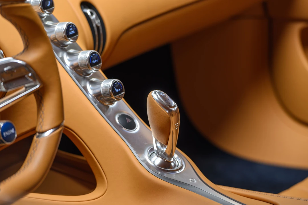 2020 Bugatti Chiron - Image 11 of 31