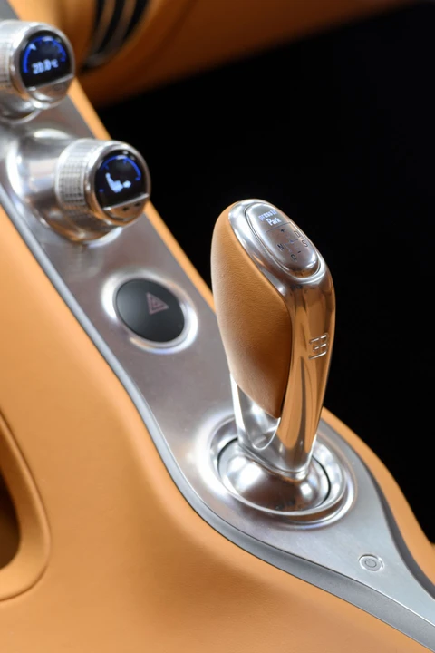 2020 Bugatti Chiron - Image 10 of 31
