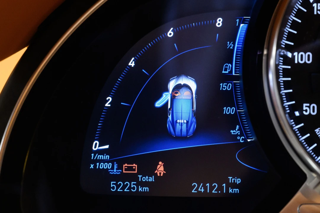 2020 Bugatti Chiron - Image 22 of 31