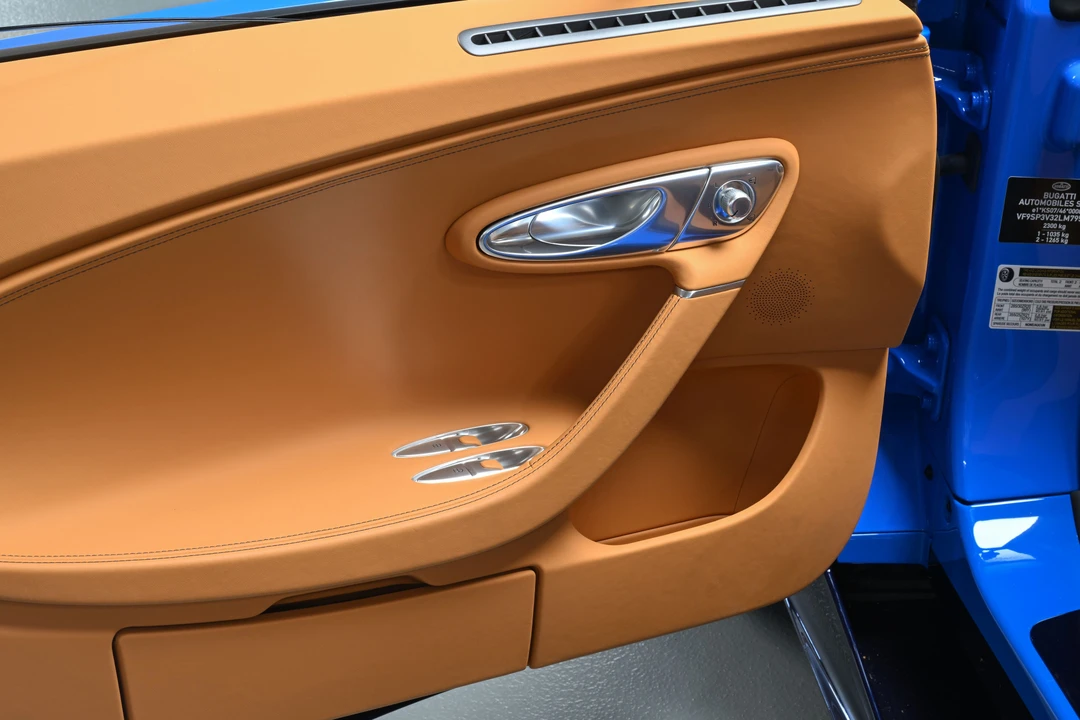 2020 Bugatti Chiron - Image 25 of 31