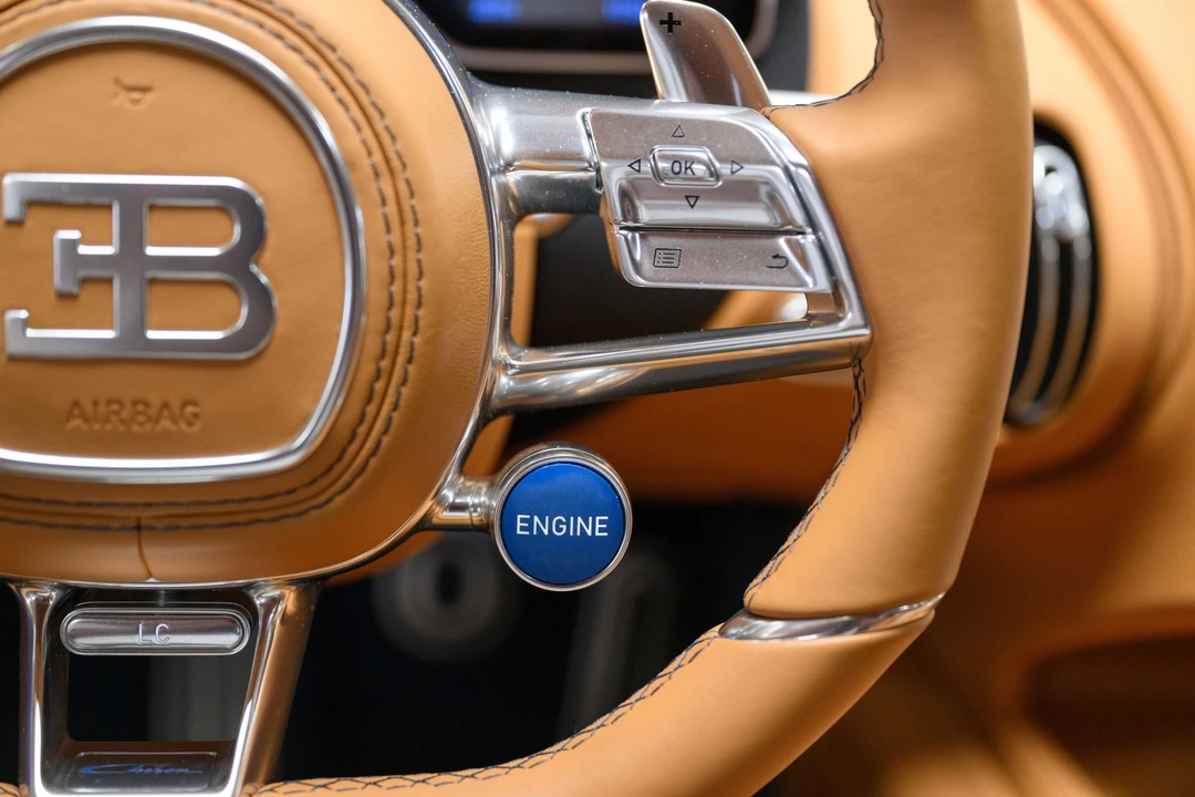 2020 Bugatti Chiron - Image 18 of 31