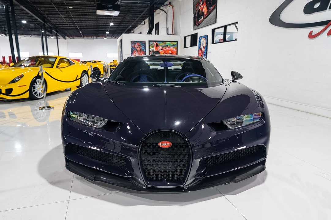 2020 Bugatti Chiron - Image 2 of 21