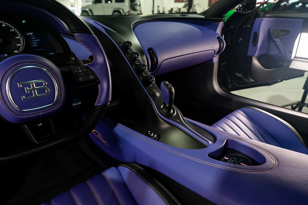 2020 Bugatti Chiron - Image 24 of 31