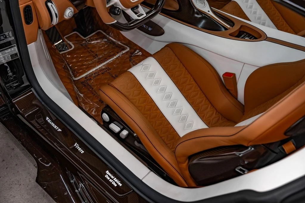 2020 Bugatti Chiron Sport - Image 13 of 31
