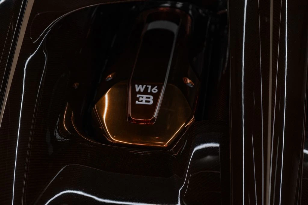 2020 Bugatti Chiron Sport - Image 29 of 31