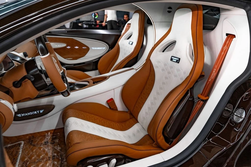 2020 Bugatti Chiron Sport - Image 12 of 31