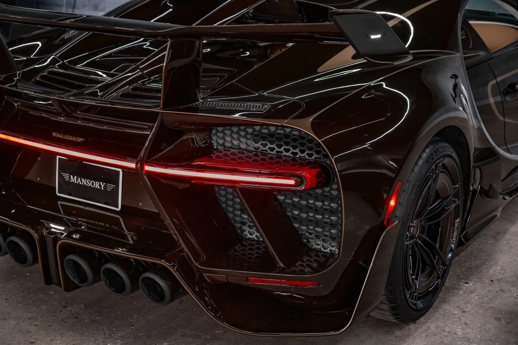 2020 Bugatti Chiron Sport - Image 26 of 31