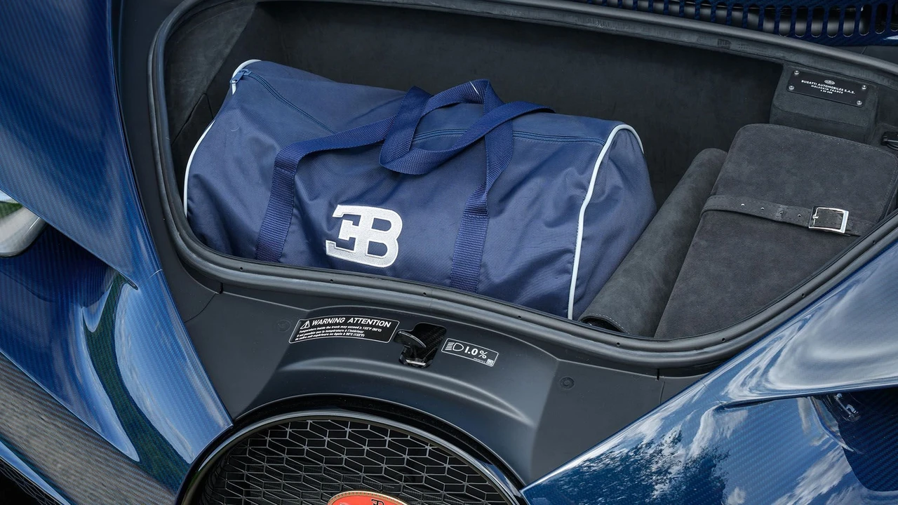 2020 Bugatti Chiron Sport - Image 9 of 31