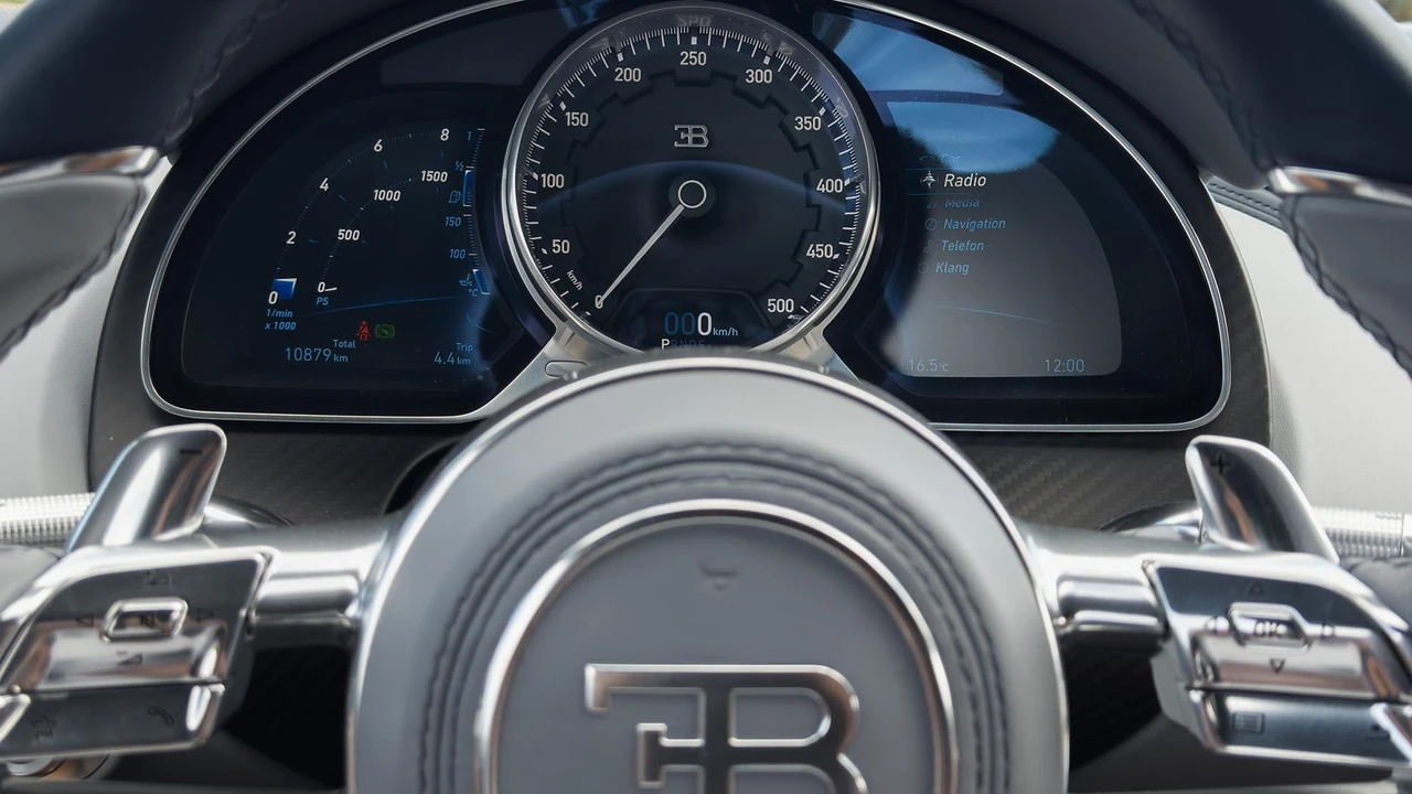 2020 Bugatti Chiron Sport - Image 18 of 31