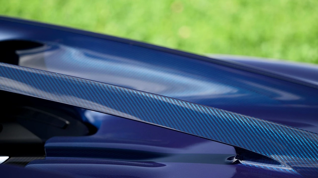 2020 Bugatti Chiron Sport - Image 31 of 31