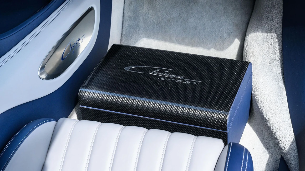 2020 Bugatti Chiron Sport - Image 12 of 31