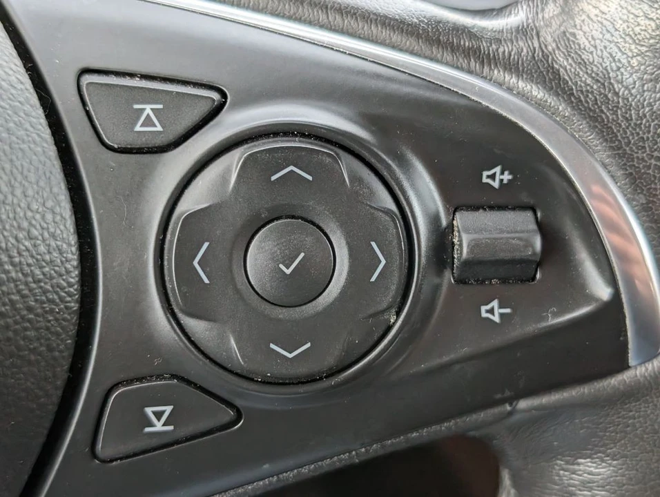 2020 Buick Enclave - Image 15 of 21