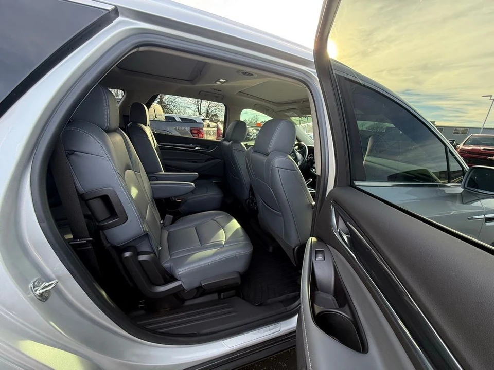 2020 Buick Enclave - Image 9 of 12