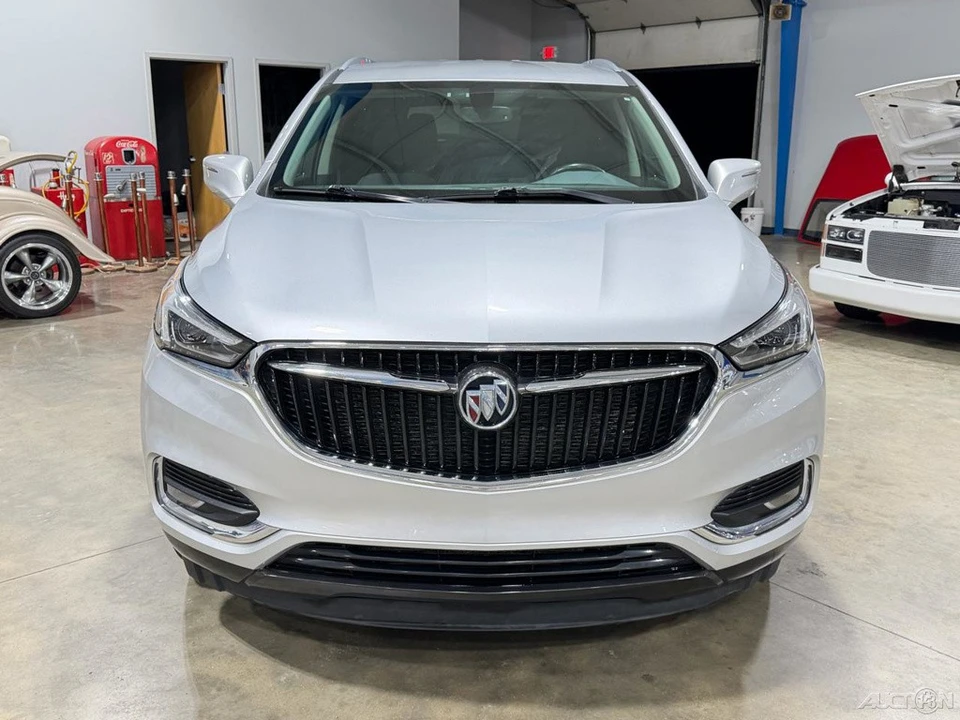 2020 Buick Enclave - Image 2 of 15
