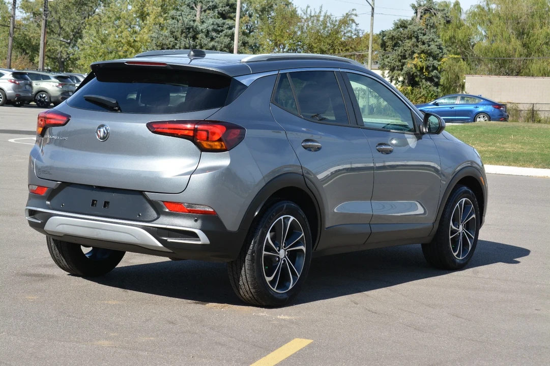 2020 Buick Encore GX - Image 8 of 21