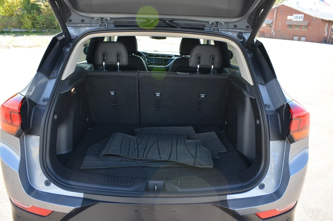 2020 Buick Encore GX - Image 17 of 21