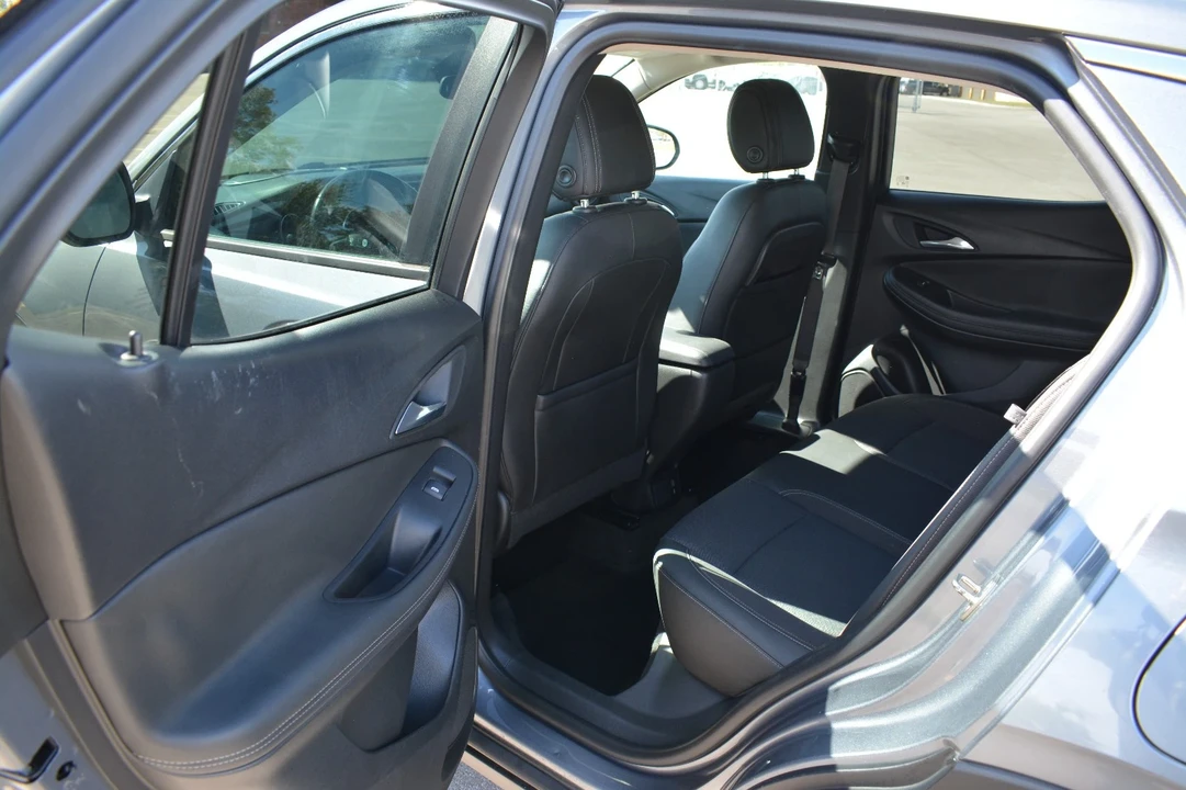 2020 Buick Encore GX - Image 16 of 21