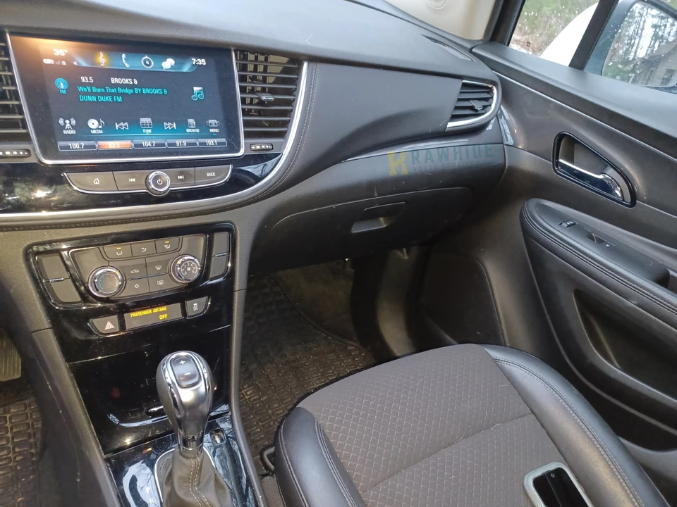 2020 Buick Encore - Image 10 of 19