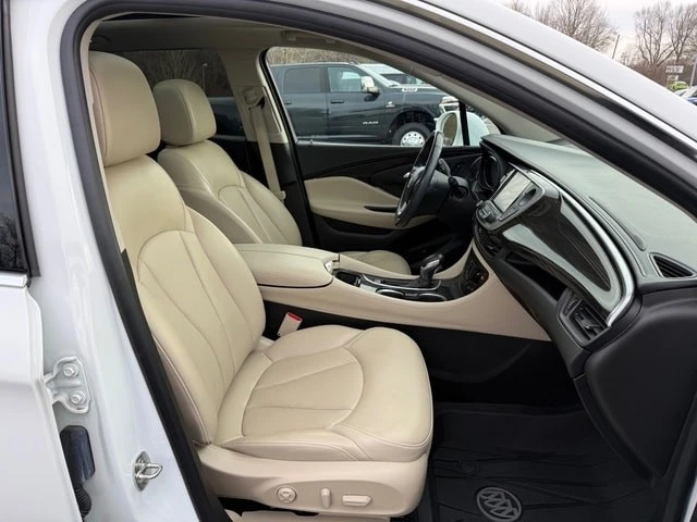 2020 Buick Envision - Image 19 of 21