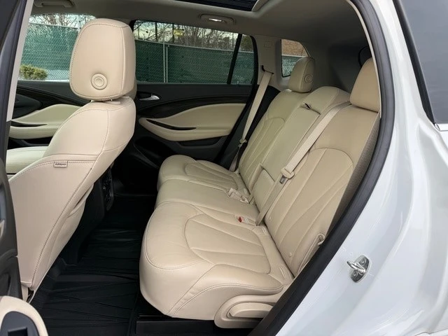 2020 Buick Envision - Image 15 of 21