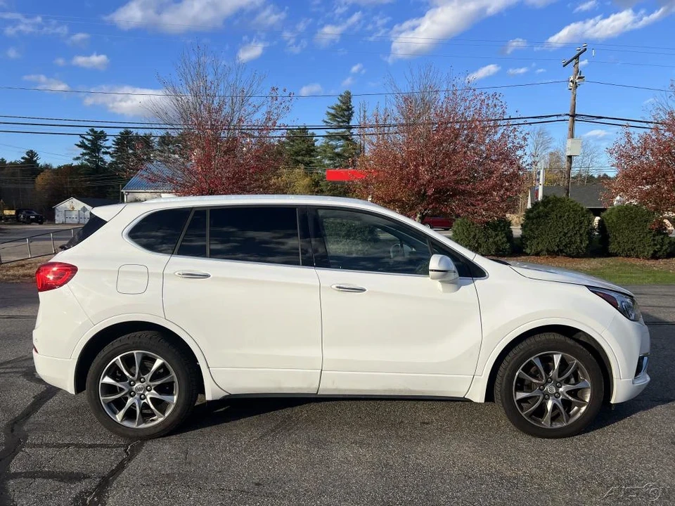 2020 Buick Envision - Image 2 of 12