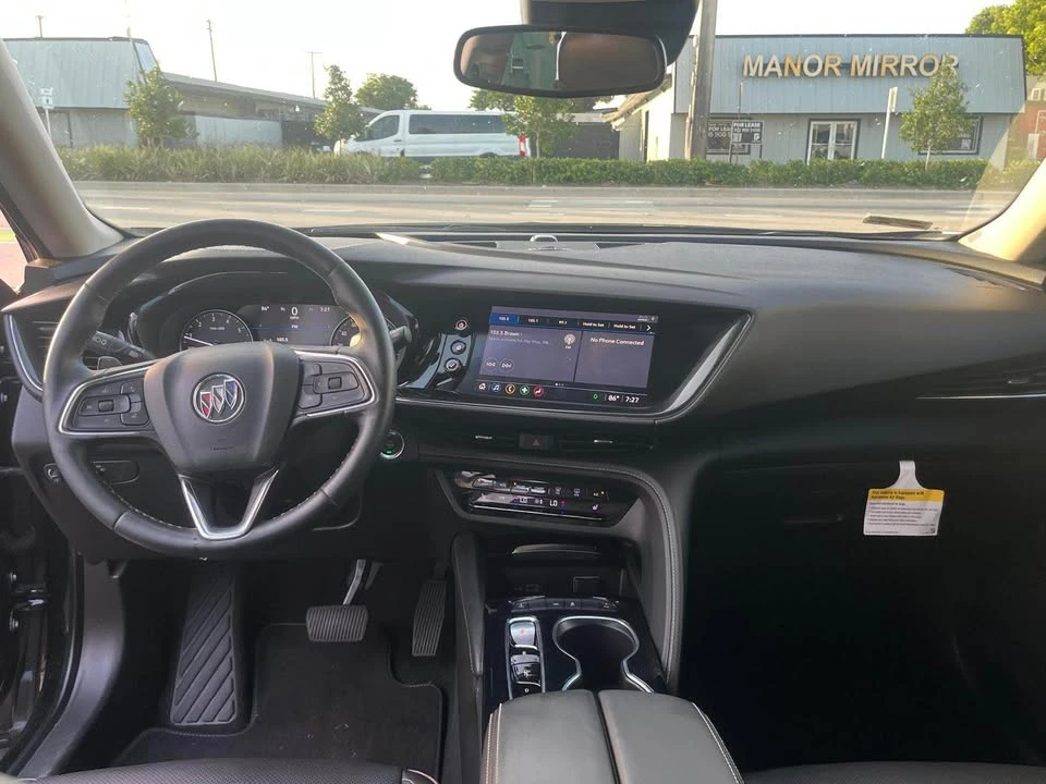2020 Buick Envision - Image 8 of 12