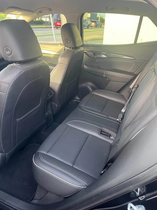 2020 Buick Envision - Image 11 of 12
