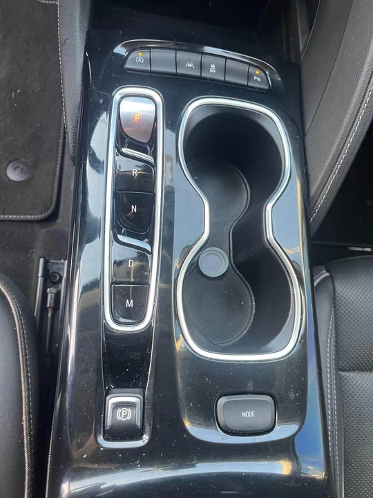 2020 Buick Envision - Image 9 of 12