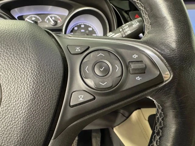 2020 Buick Envision - Image 16 of 21
