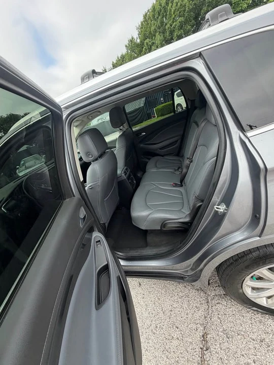 2020 Buick Envision - Image 15 of 17