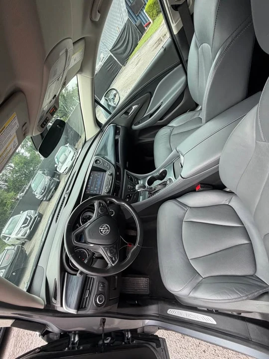 2020 Buick Envision - Image 14 of 17