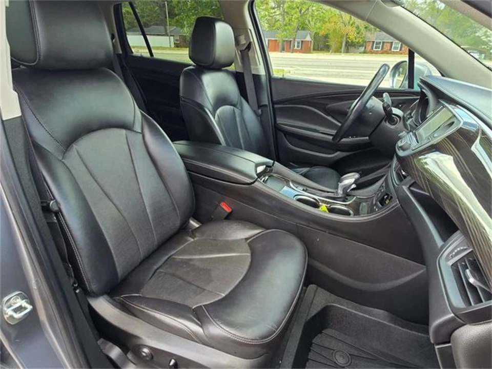 2020 Buick Envision - Image 31 of 31