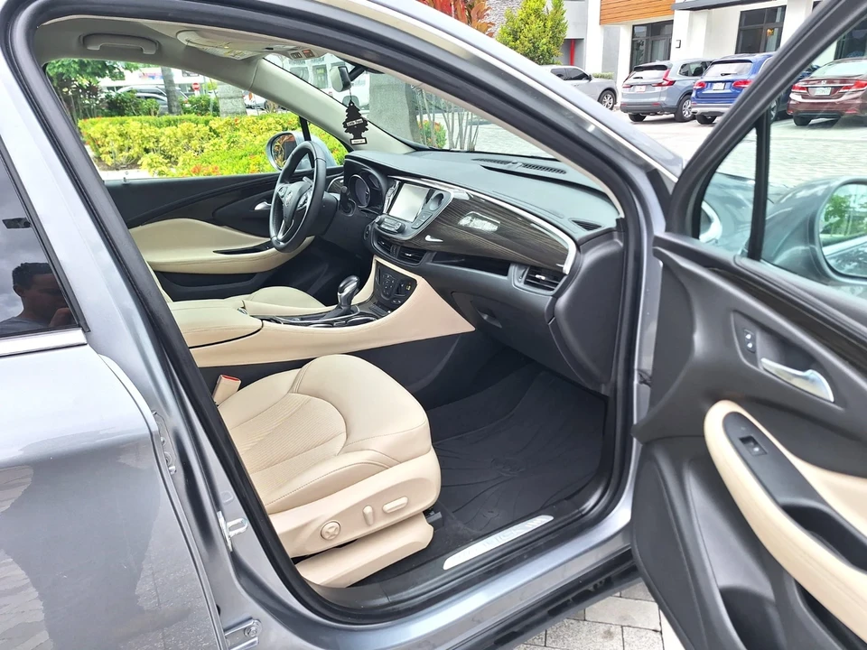 2020 Buick Envision - Image 14 of 21